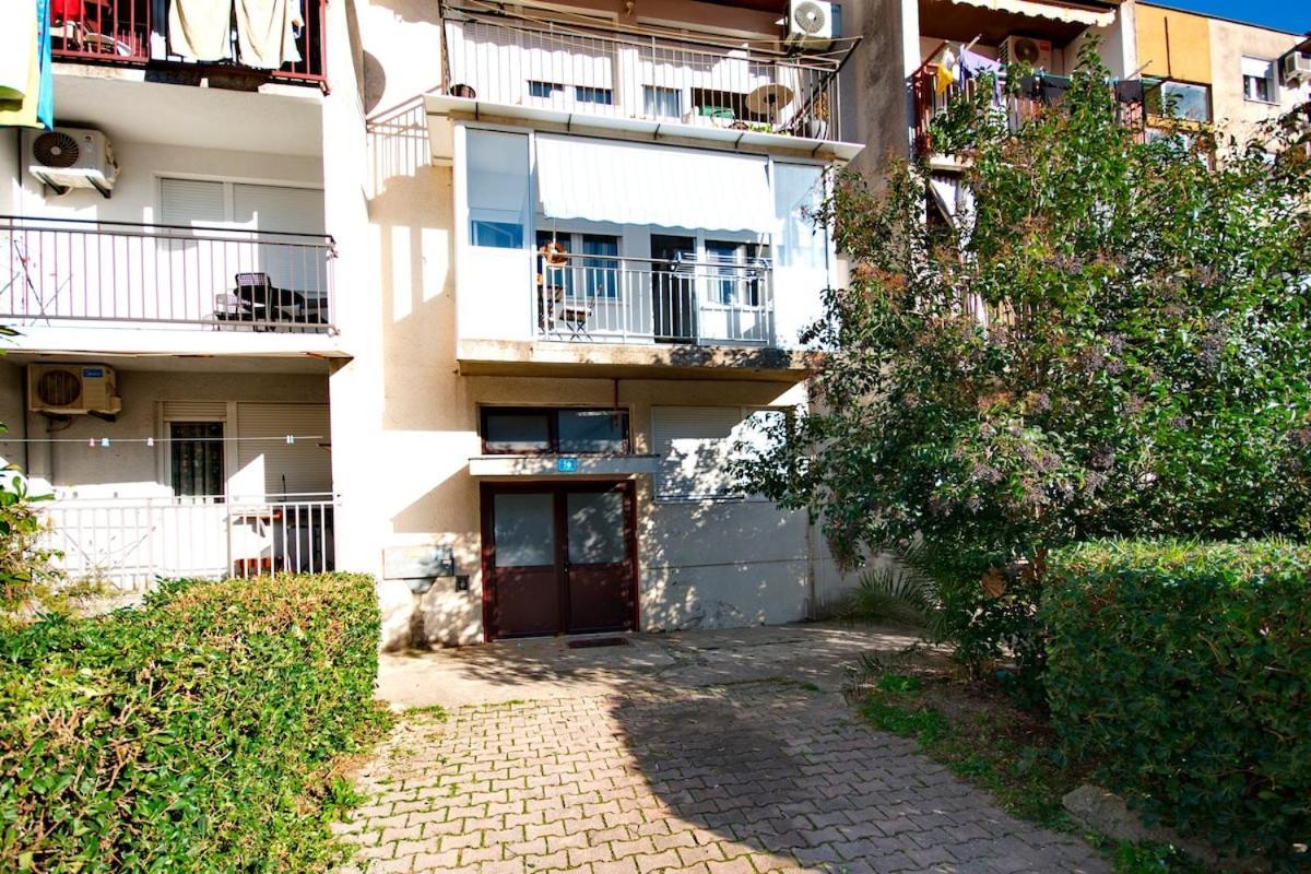 Apartment Lola - New, Located, Elegant & Super Tidy *